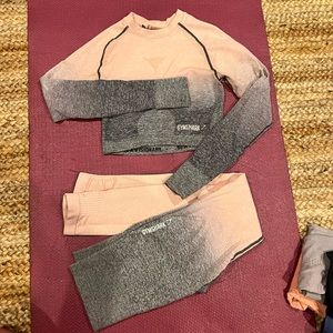 GYMSHARK Ombré pink/grey Set